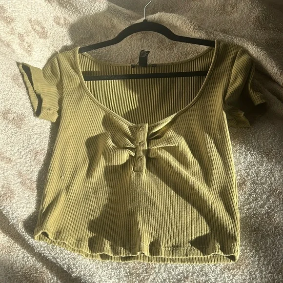 Tshirt - Picture 1 of 1